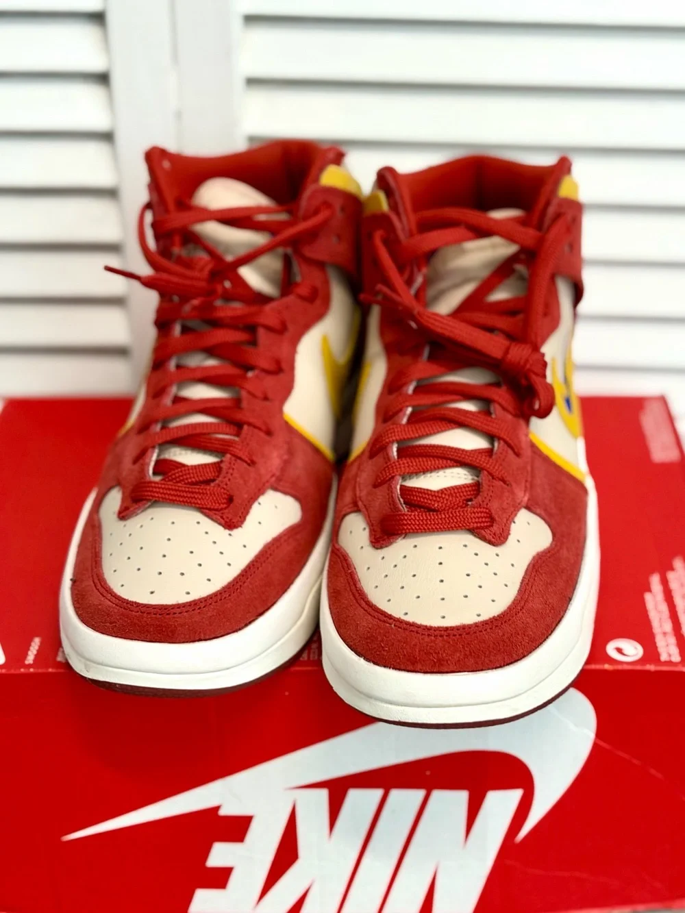 NIKE DUNK HIGH UP SNEAKERS SHOES WOMEN 9.5
